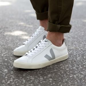 *NEW* VEJA ESPLAR SNEAKERS, LEATHER WHITE & GREY